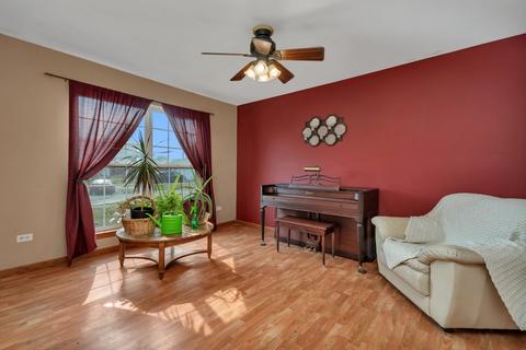 2403 Red Oak Ct, Plainfield, IL 60586 photo 3