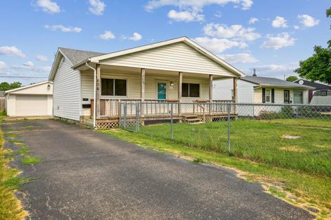 406 Crestwood Ave, Tilton, IL 61833