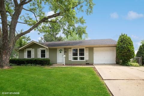551 Ridge Cir, Streamwood, IL 60107