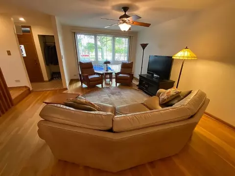 932 E 55th St, Chicago, IL 60615 photo 10