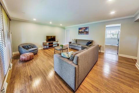 1780 Killarney Ln, Northbrook, IL 60062 photo 3