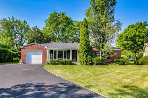 1780 Killarney Ln, Northbrook, IL 60062