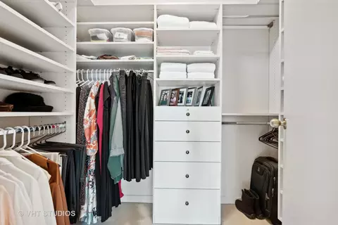 100 E Huron St #3302, Chicago, IL 60611 photo 12