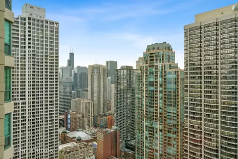100 E Huron St #3302, Chicago, IL 60611 photo 16