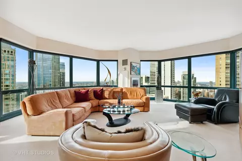 100 E Huron St #3302, Chicago, IL 60611 photo 4