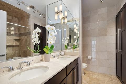 450 E Waterside Dr #2002, Chicago, IL 60601 photo 12