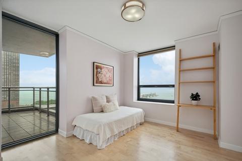 450 E Waterside Dr #2002, Chicago, IL 60601 photo 15