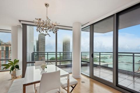 450 E Waterside Dr #2002, Chicago, IL 60601 photo 9