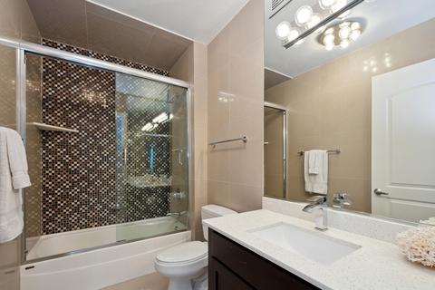 450 E Waterside Dr #2002, Chicago, IL 60601 photo 17