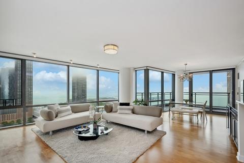 450 E Waterside Dr #2002, Chicago, IL 60601 photo 2