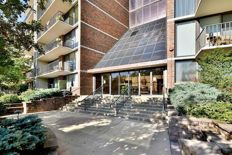 2 S Atrium Way #105, Elmhurst, IL 60126