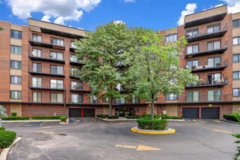 7601 Lincoln Ave #205, Skokie, IL 60077