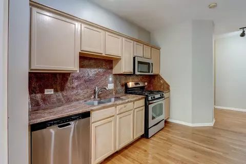 210 Bay Dr, Itasca, IL 60143 photo 9