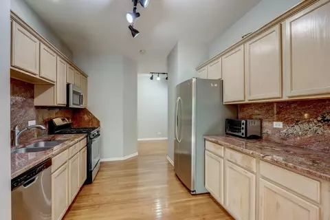 210 Bay Dr, Itasca, IL 60143 photo 10