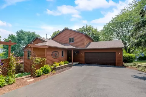 40 W550 S Bridle Creek Dr, Saint Charles, IL 60175
