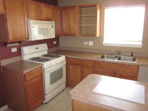6323 Cork Ln, Mchenry, IL 60050 photo 4