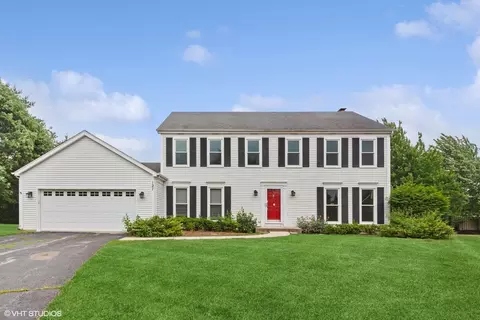 127 Christina Cir, Wheaton, IL 60187