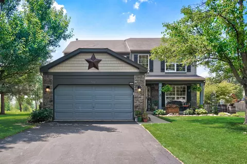 768 Meadowsedge Ln, Aurora, IL 60506