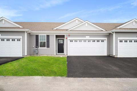 944 Darwin St, North Aurora, IL 60542