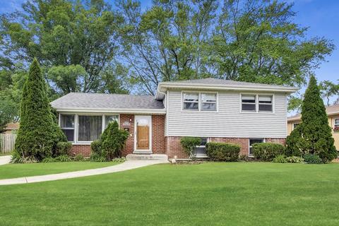1208 S Robert Dr, Mount Prospect, IL 60056