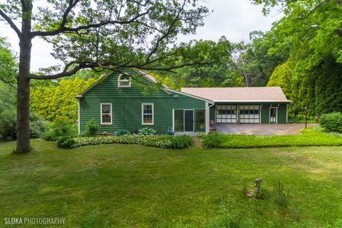 10312 Thayer Rd, Wonder Lake, IL 60097