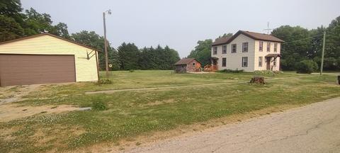2371 N Cass St, Polo, IL 61064