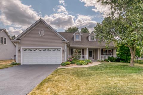 403 Pinecreek Dr, North Aurora, IL 60542