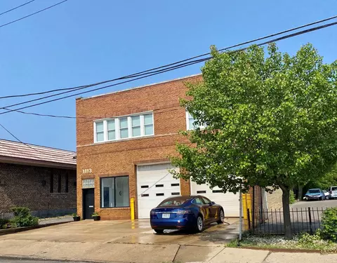 1113 Lee St, Des Plaines, IL 60016