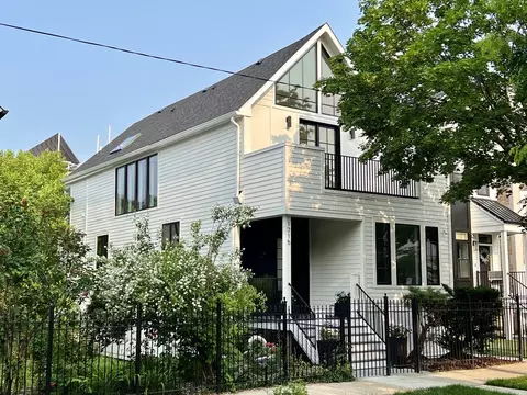 1715 N Whipple St, Chicago, IL 60647