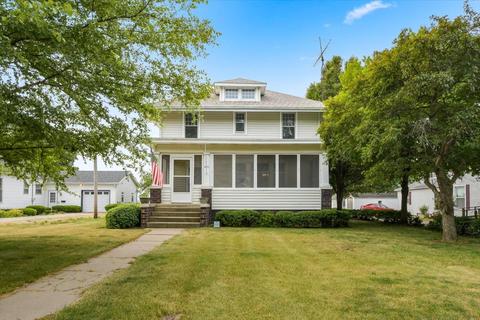 490 E Main St, Wellington, IL 60973