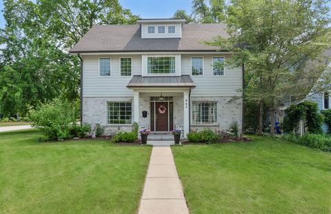 843 Stoddard Ave, Wheaton, IL 60187