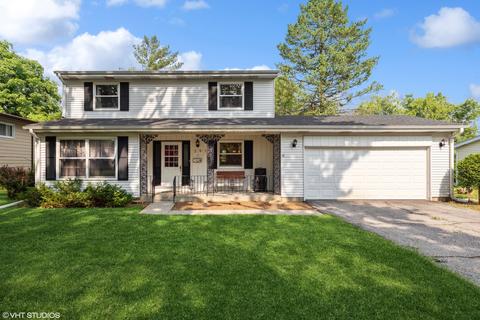 391 Mary Ln, Crystal Lake, IL 60014