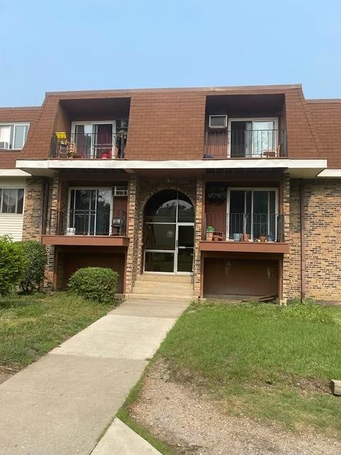570 Mesa Dr #11307, Hoffman Estates, IL 60169