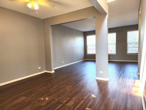 863 Alpine Trl, Aurora, IL 60504 photo 2