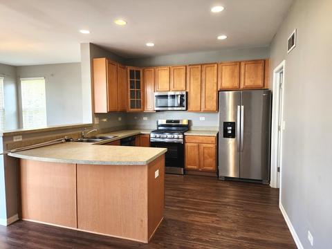 863 Alpine Trl, Aurora, IL 60504 photo 6