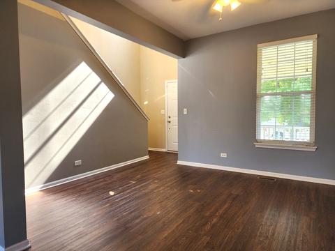 863 Alpine Trl, Aurora, IL 60504 photo 3
