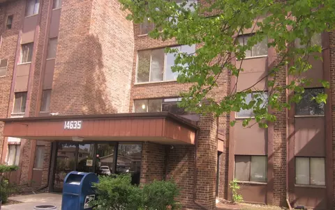 14635 Greenwood Rd #111, Dolton, IL 60419
