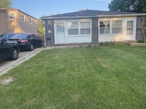 301 N 4th Ave #B, Des Plaines, IL 60016