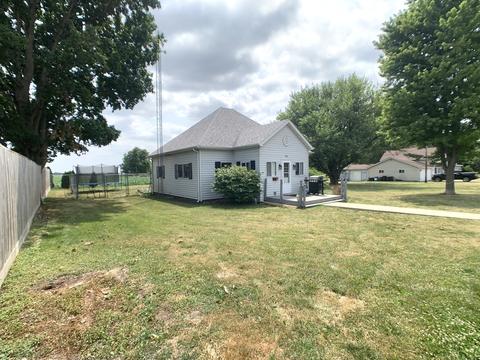 300 E Washington St, Magnolia, IL 61336 photo 23