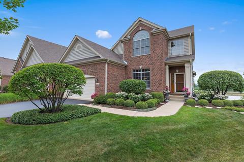 3943 Honeymoon Rdg, Lake In The Hills, IL 60156