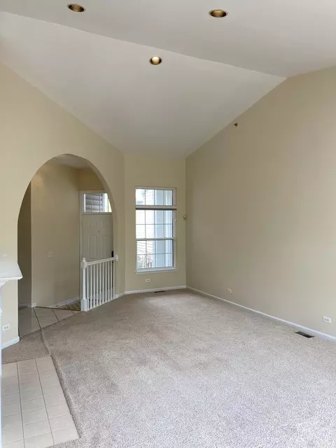 244 Prairie View Ln, Wheeling, IL 60090 photo 9