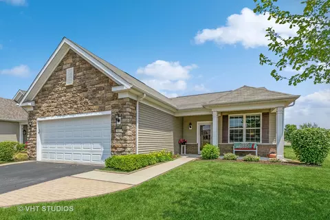 817 Voyage Way, Elgin, IL 60124