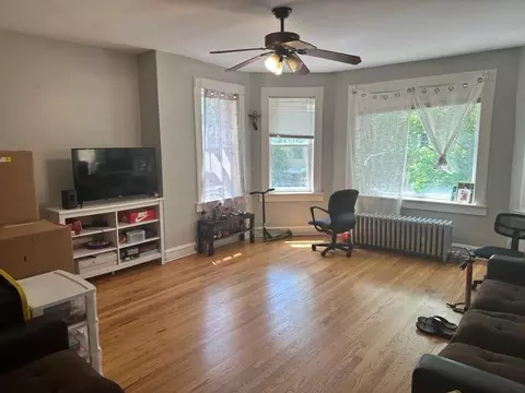 5519 N Artesian Ave, Chicago, IL 60625 photo 13