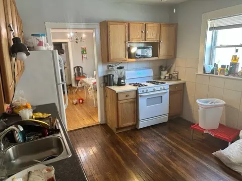 5519 N Artesian Ave, Chicago, IL 60625 photo 11