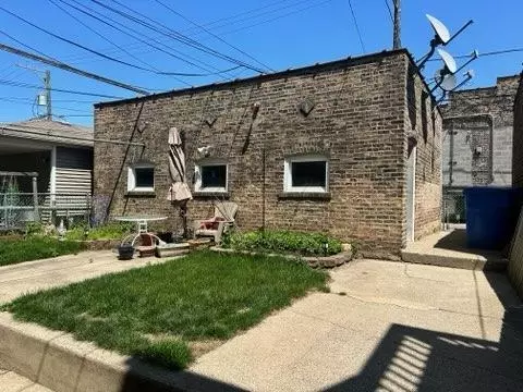 5519 N Artesian Ave, Chicago, IL 60625 photo 19