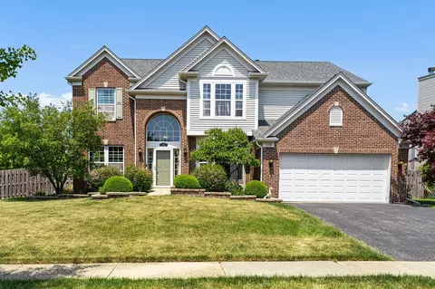 378 Hogan St, Bolingbrook, IL 60490