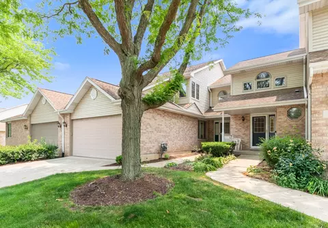 120 Grove Ct #56, Lemont, IL 60439