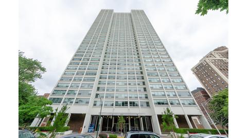 1700 E 56th St #1704-05, Chicago, IL 60637
