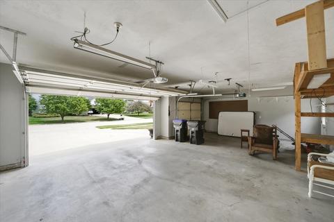 3203 Spahn Ln, Bloomington, IL 61704 photo 47