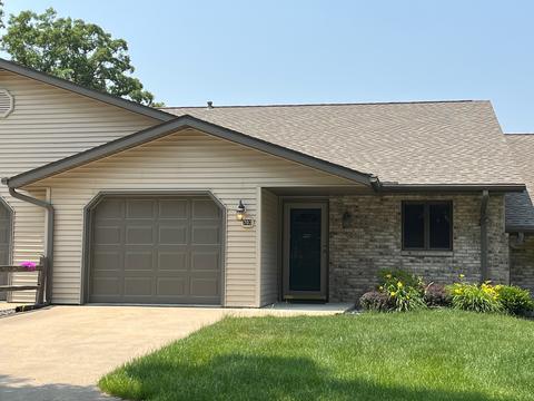 703 Deerview Ln, Morrison, IL 61270